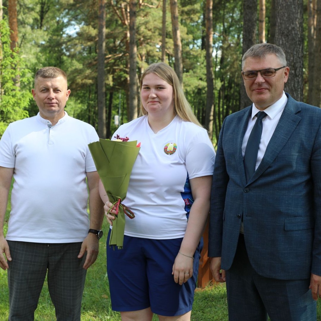 Поздравили медалистов Чемпионата Европы по самбо изображение 5