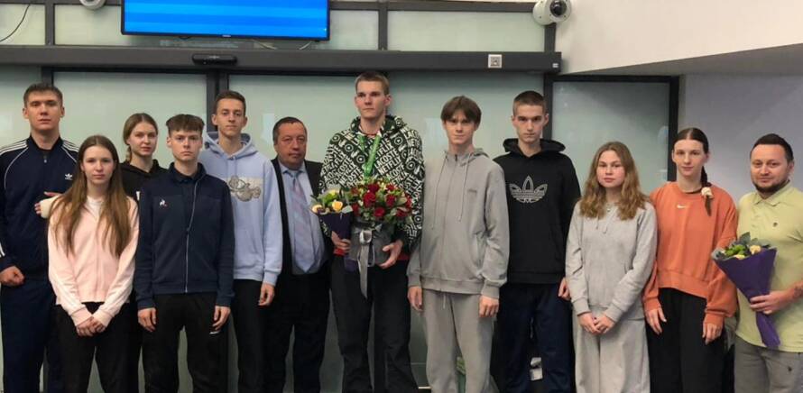 Встретили национальную команду с Чемпионата мира среди молодежи до 21 года по таэквондо в г. Кения (Найроби)! изображение 19