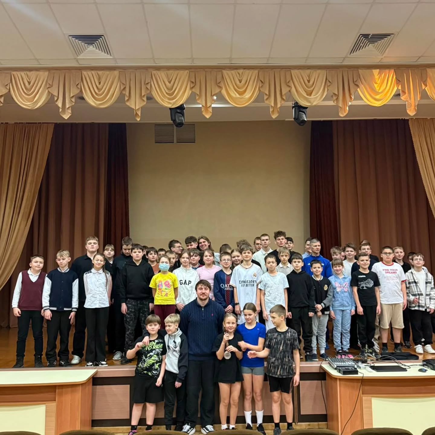 Главная изображение 4